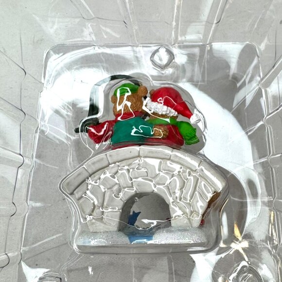 Carlton Cards 2003 Grandparents Ornament Heirloom Collection Loving Grandparents - Picture 2 of 6